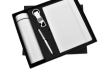 White corporate gift set with diary, pen, keychain and 500 ml temperature bottle
